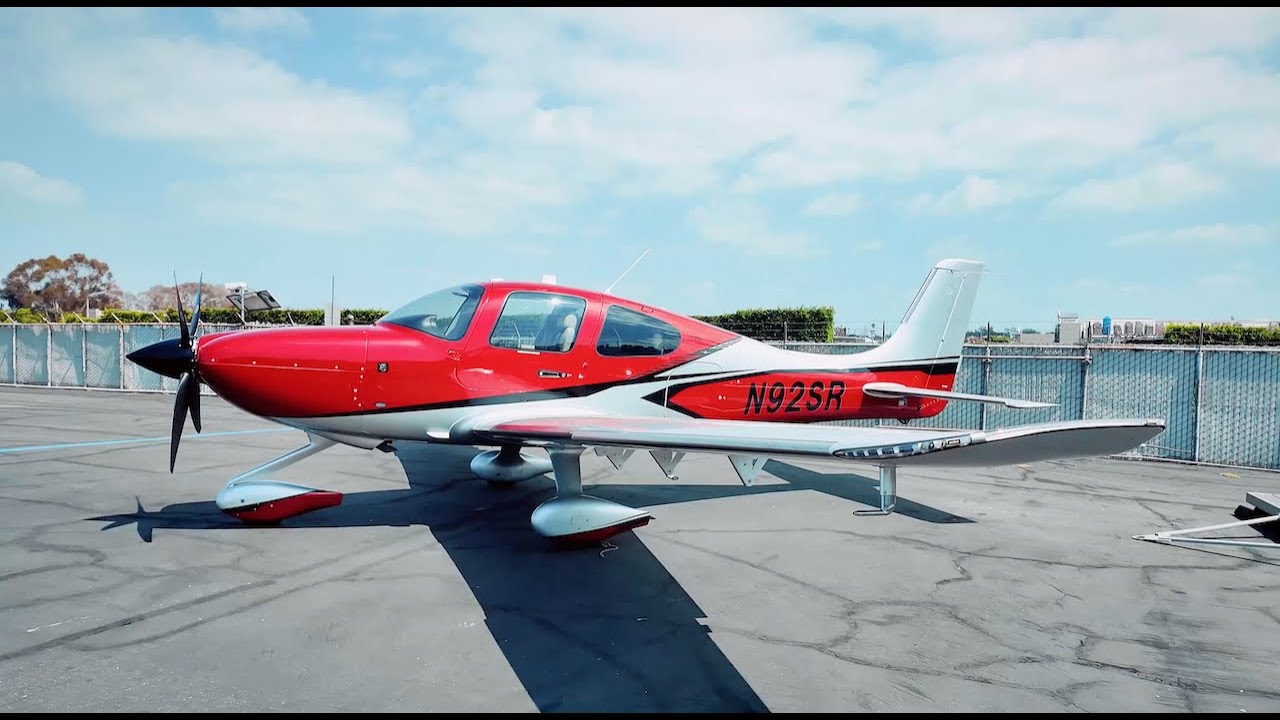 Cirrus SR Series G7 Walkaround and In-Cabin Experience at CalAir Aviation Flight School