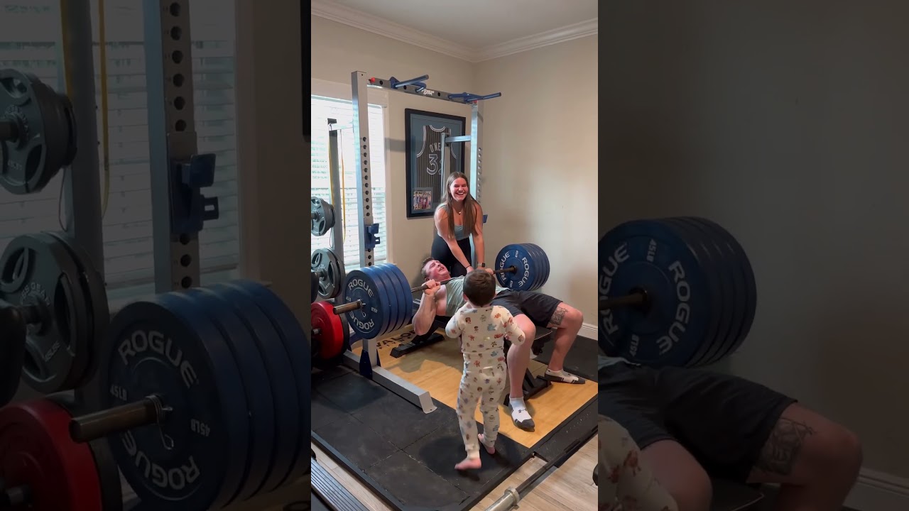 Clark clearly wanted to negotiate somethings #prank #benchpress #gym