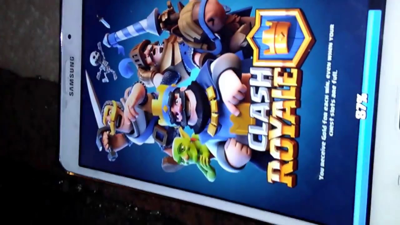 Clash Royale| attacking a lvl 8 in arena 2!?