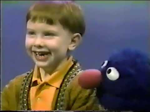 Classic Sesame Street - Grover And Andrew Counts
