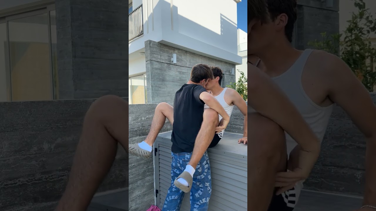 Cleaning with Boyfriend 😳🥵 #gay #lovers #wonderful #couple #creators #happiness