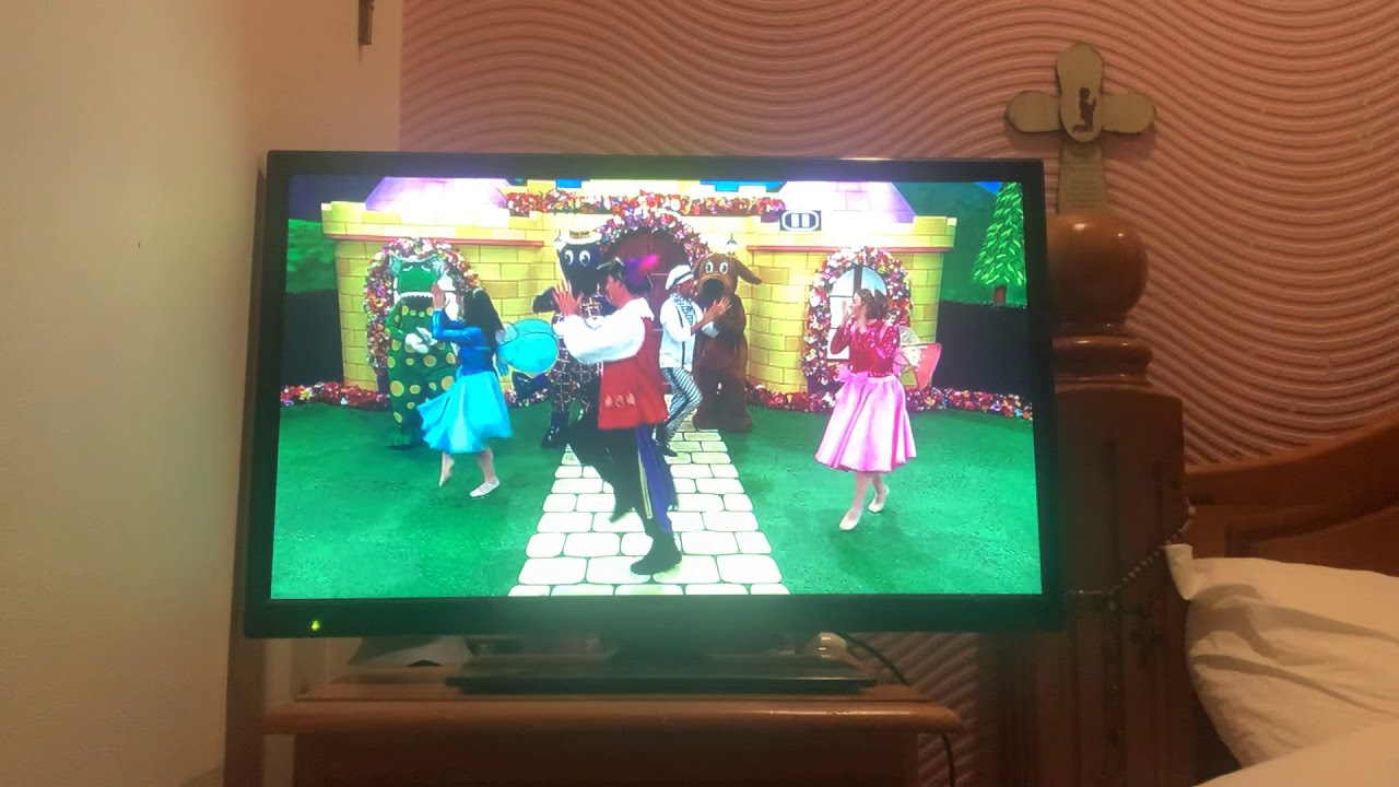 Closing to Dorothy the Dinosaur’s Traveling Show! 2010 DVD