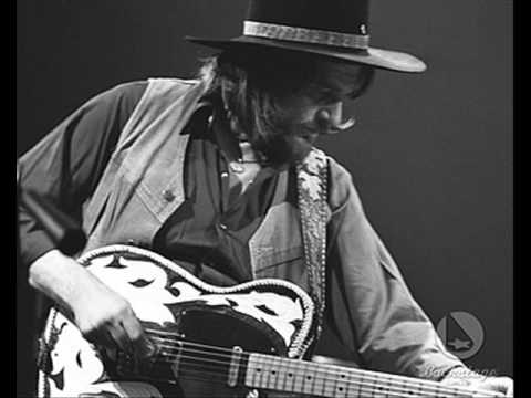 Clyde - Waylon Jennings