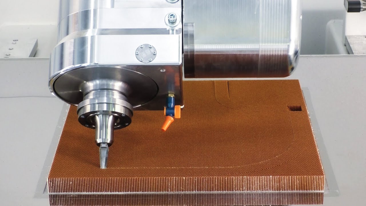 CNC 10 Ultrasonic machining with Geiss AG