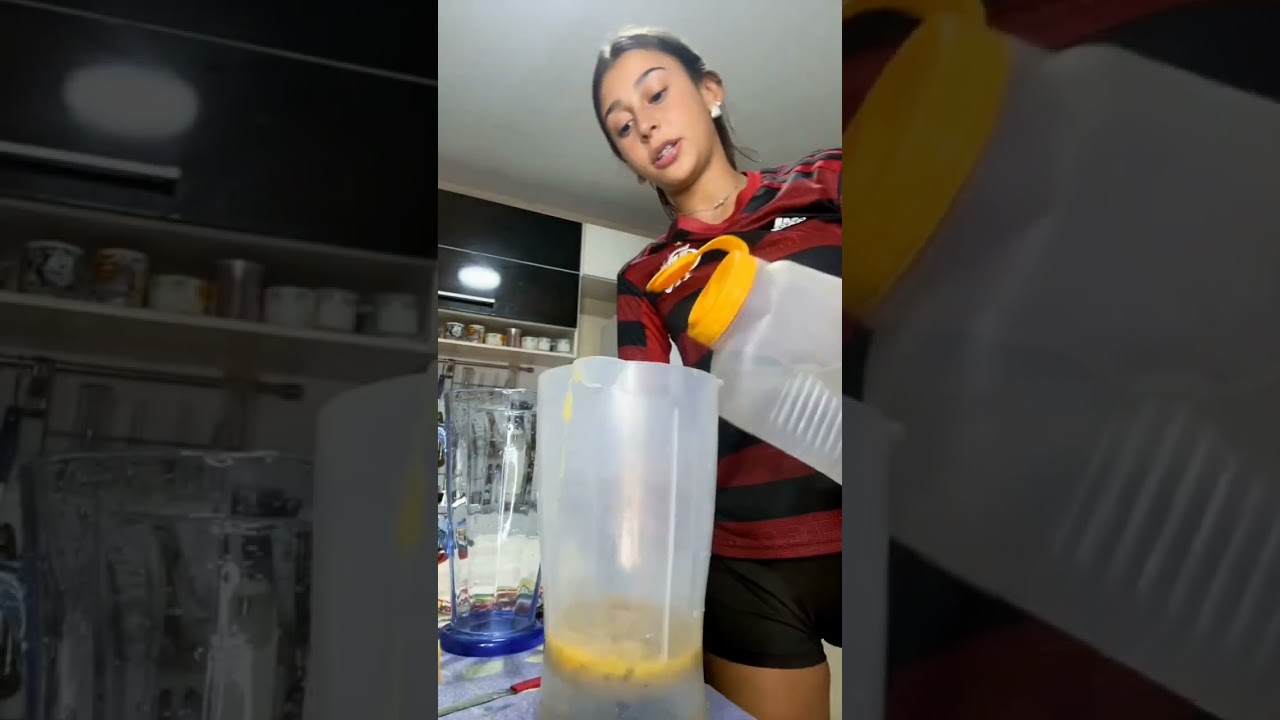 comendo maracujá