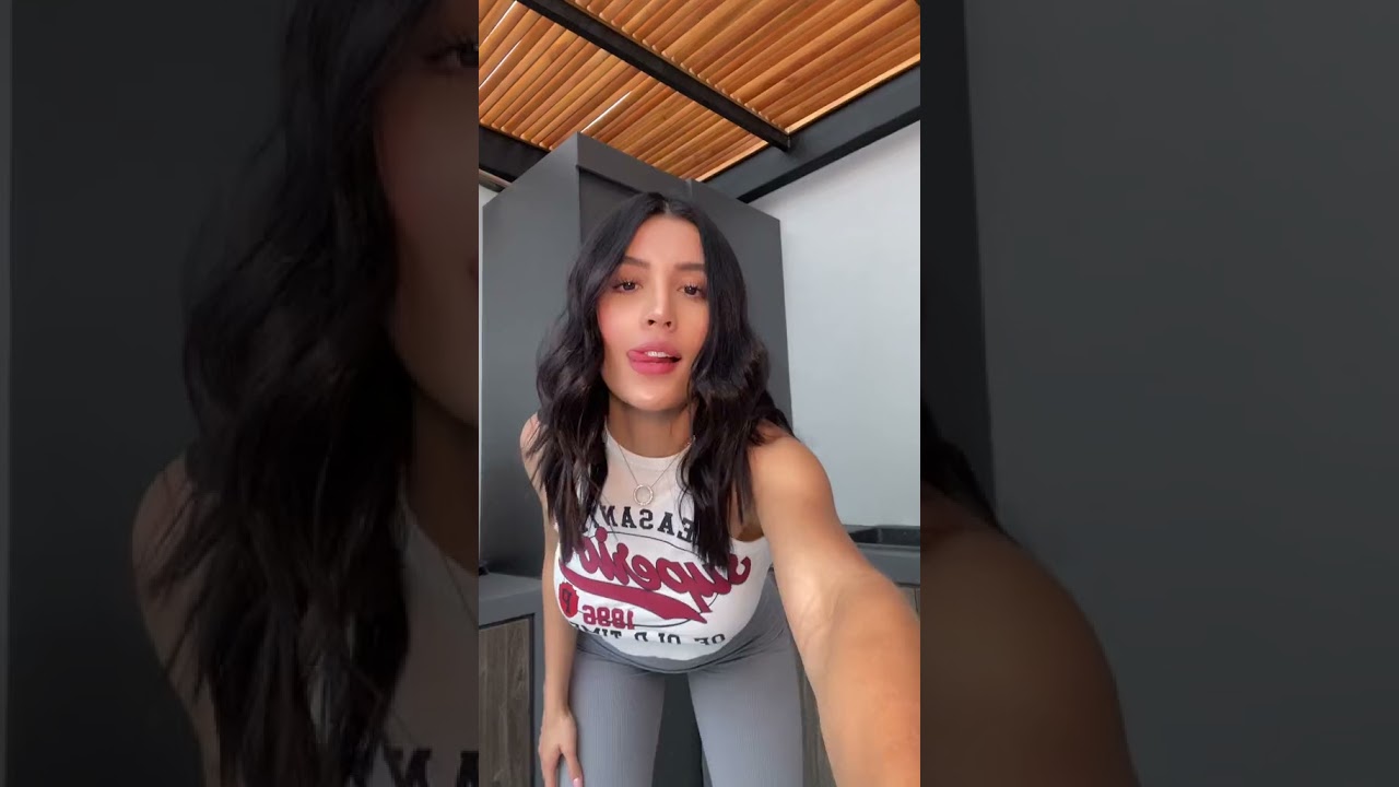 Comment if you like to shake it or me to shake it#prettygirl #gymgirl #viral #usatiktok