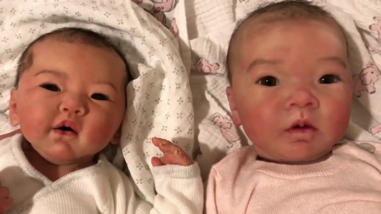 Comparing Silicone Baby Lynn with Emerie Mei (Andrea Arcello)