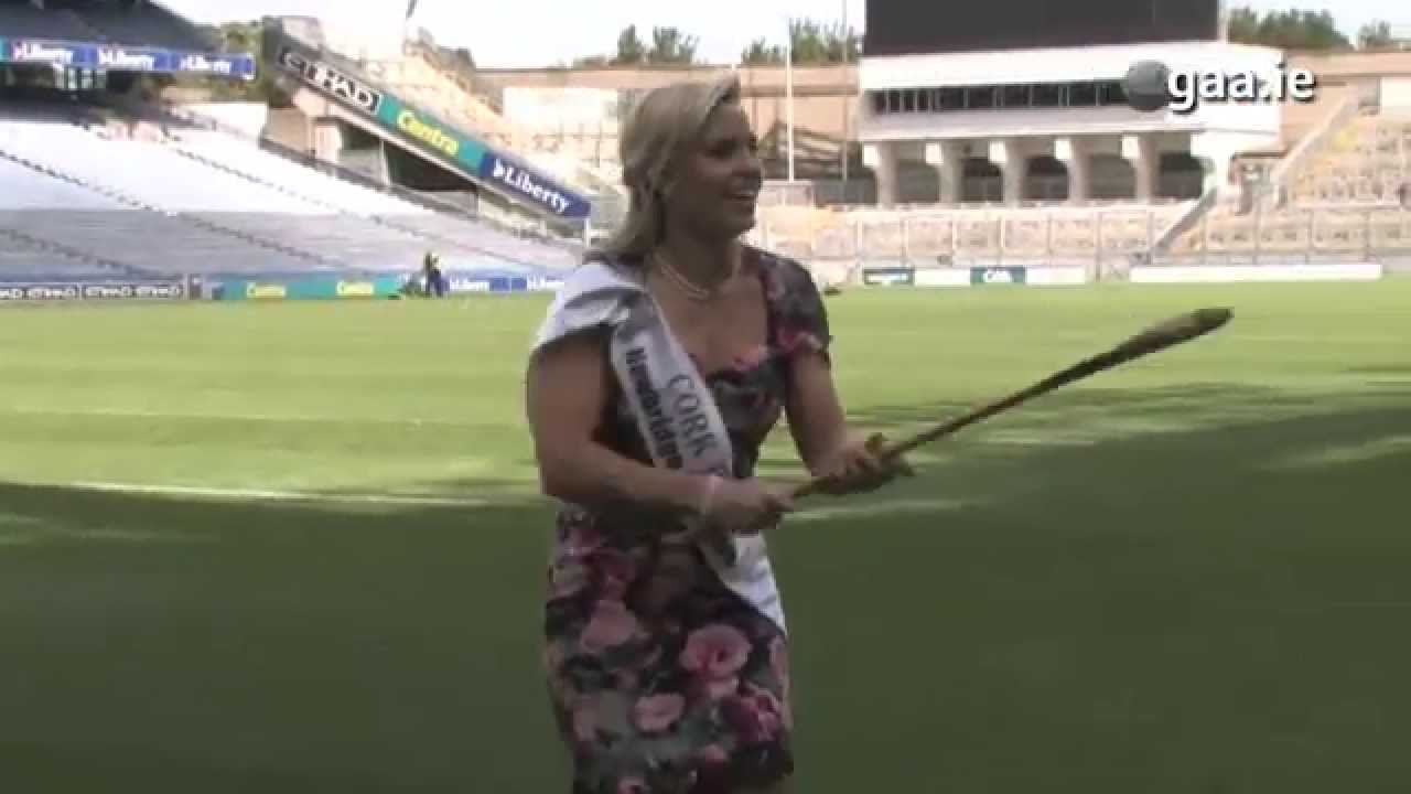 Cork Camogie star Anna Geary shows her Freestyle Hurling Skills