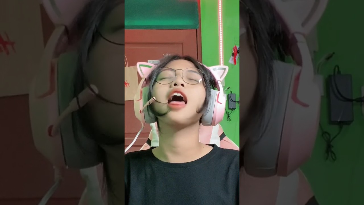 Cosplay ambiyah 🗿