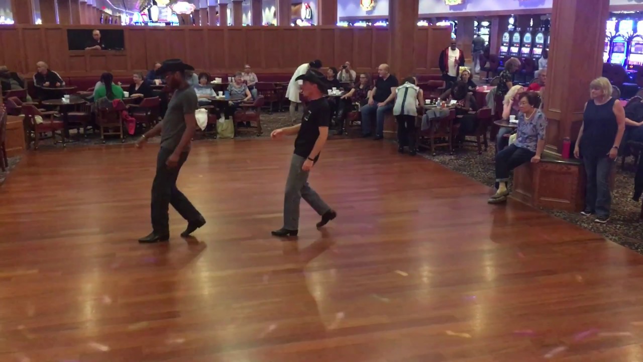 Country Girl Stomp - Line dance demo