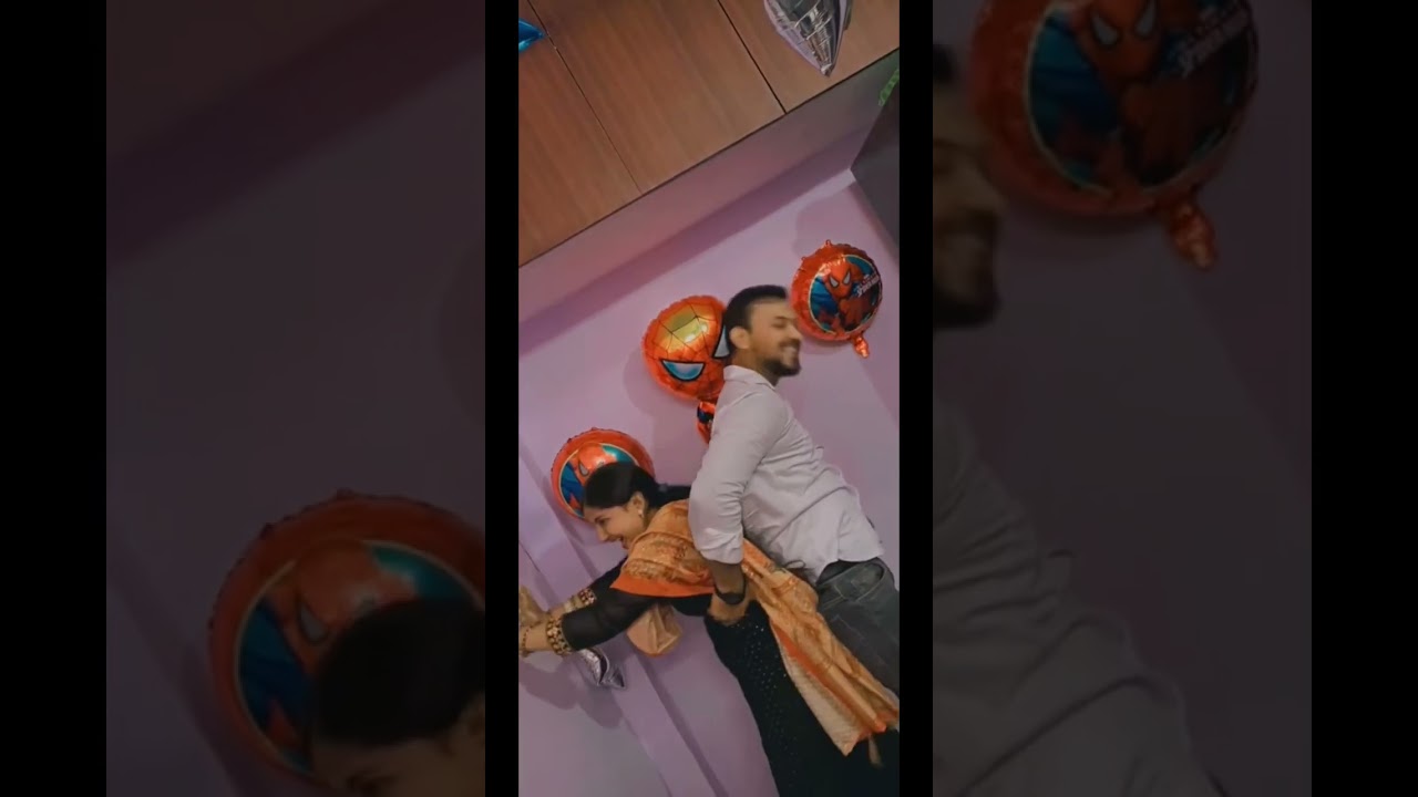 Couple balloon challenge 🎈😂 #ashortaday #funny #crazycomedy #comedycouple #youtubeshort #youtube