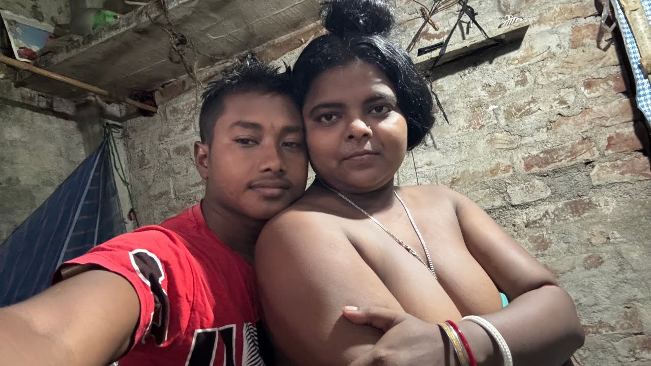 couples Masti vlogs/मम्मी जी को आज देंगे गिफ्ट/Puja aapko kya chahie/ #dailyvlog ❤️
