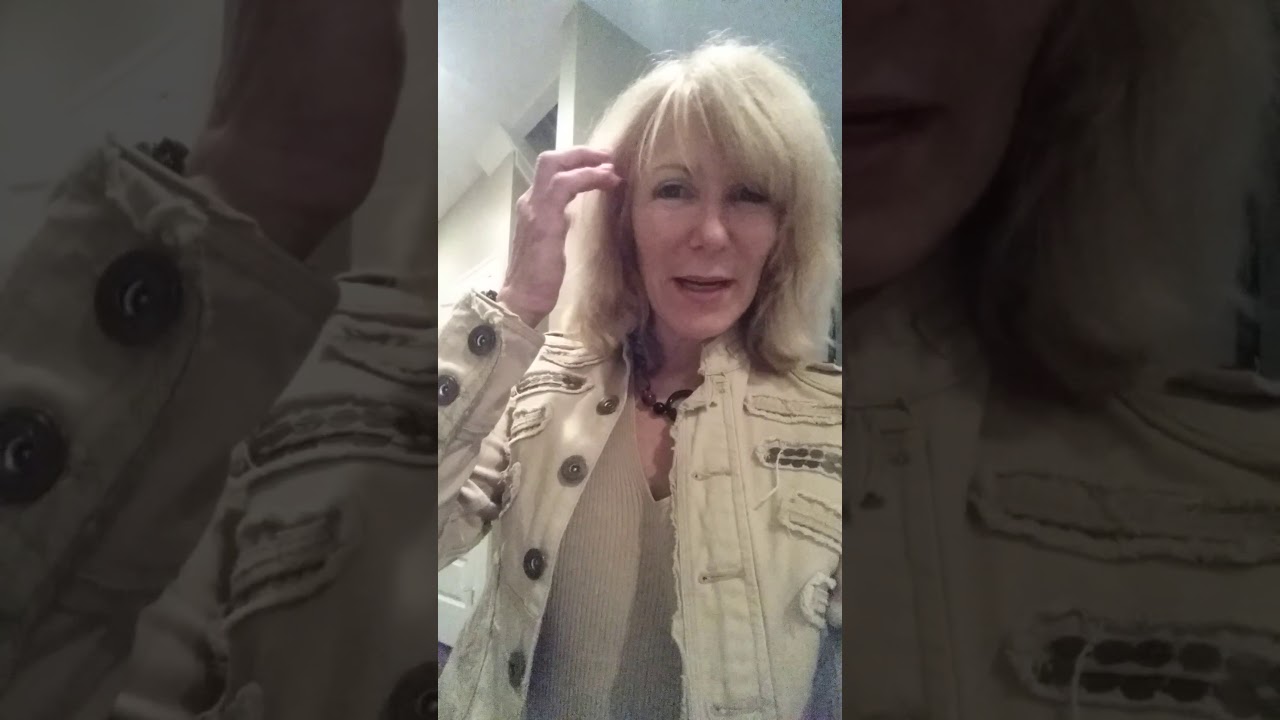 Crazy Carol Blooper Message-Oops! My Chicago came out!