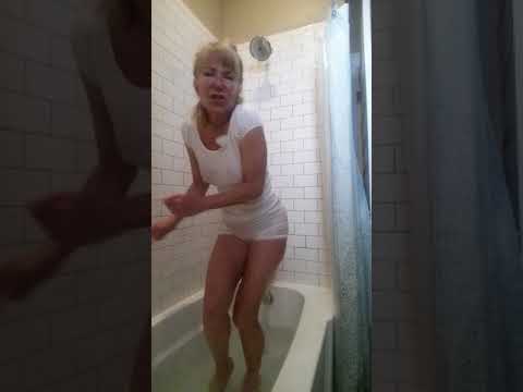 Crazy Carol Sings Splish Splash I Was Taking A Bath by Bobby Darin