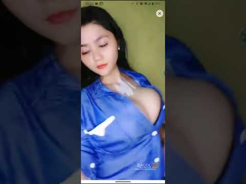 Crotin  Belahan Dada  Kakak Senja