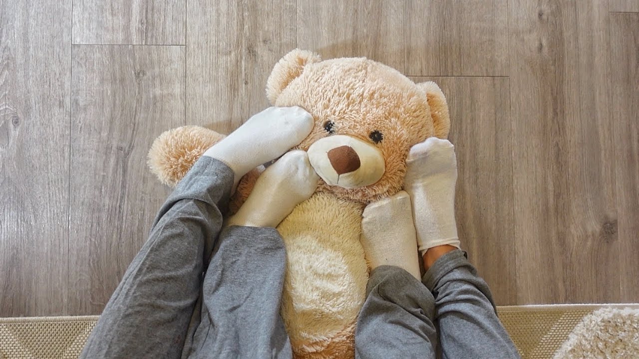 Crushing the teddy bear with Jess 🧸