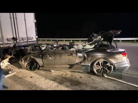 Crystal Castles - KEROSENE (Audi Rs5 300 KM_H Crash)