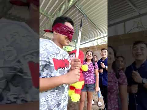 CUANDO HAY PIÑATA PASA ESTO #shorts