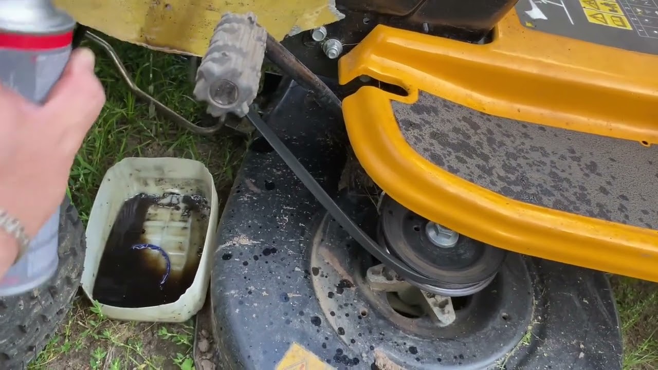 Cubcadet lt1 ns96 oil change