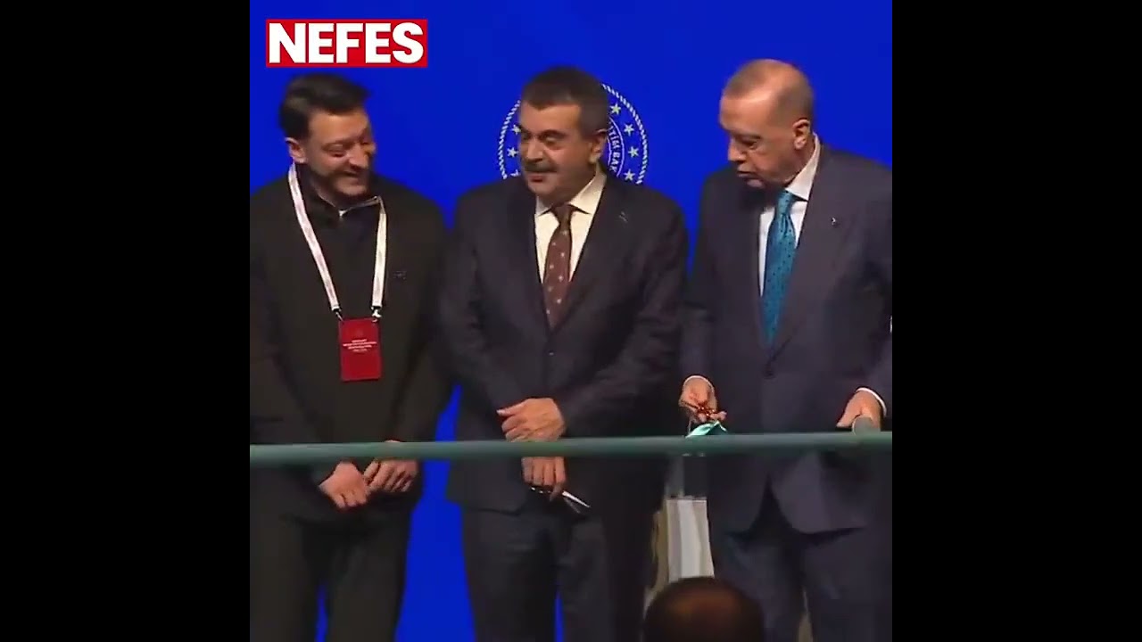 Cumhurbaşkanı Erdoğan'dan Mesut Özil'e: 