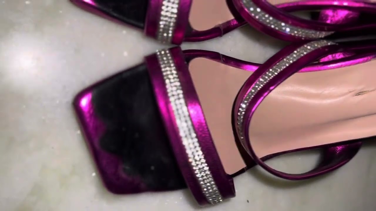 Cute college girl’s heels with insane toe marks