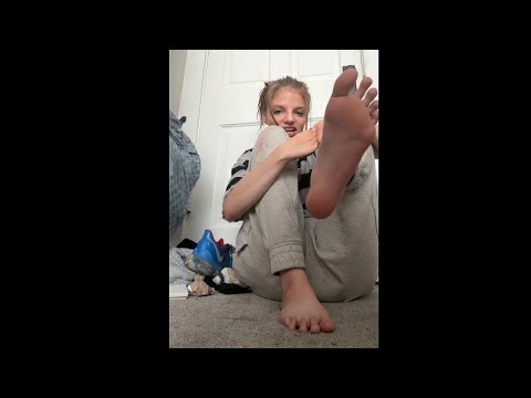 cute feet soles toes