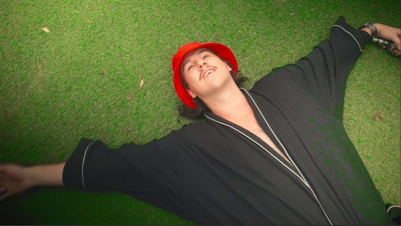 CYRIL - Stumblin' In (Official Music Video)