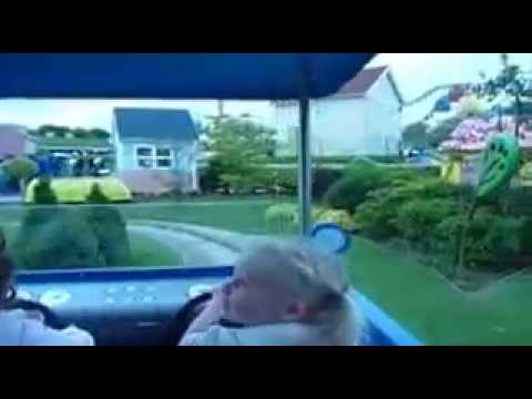 Daddy pig's car at Paultons Park