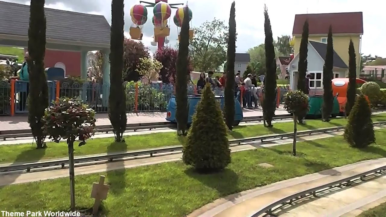 Daddy Pig's Car Ride On Ride POV - Peppa Pig World Paultons Park