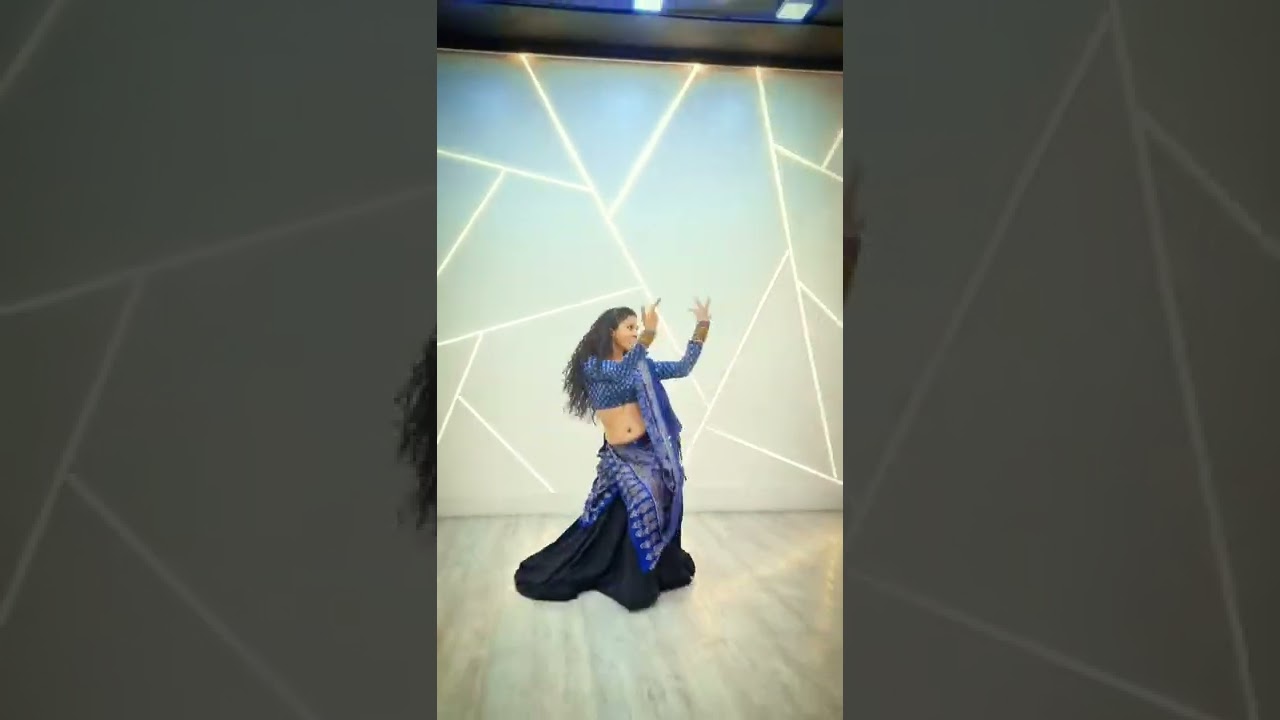daisy bopanna navel latest
