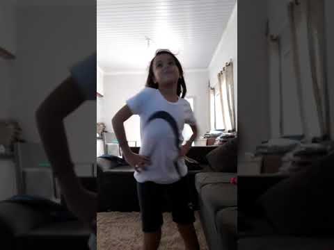 Dançando funk pela primeira vez