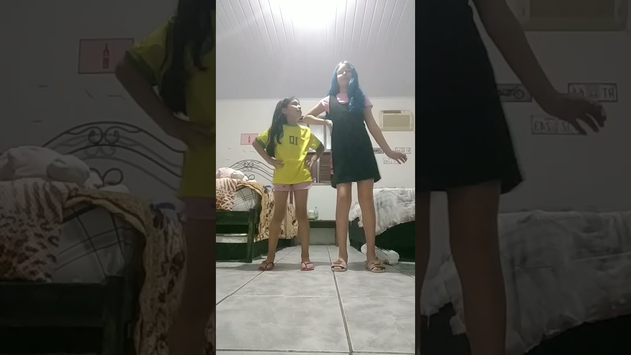 dançando tubarão 🦈 te amo com minha prima❤️❤️