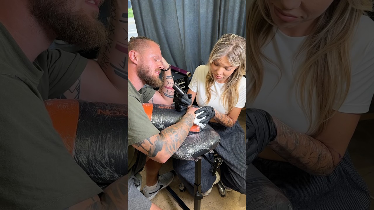 Danas @Duška tetovira Roncha #tattoo #tattoos #tetovaza #duska #ronch #balkan #fyp #mrlja