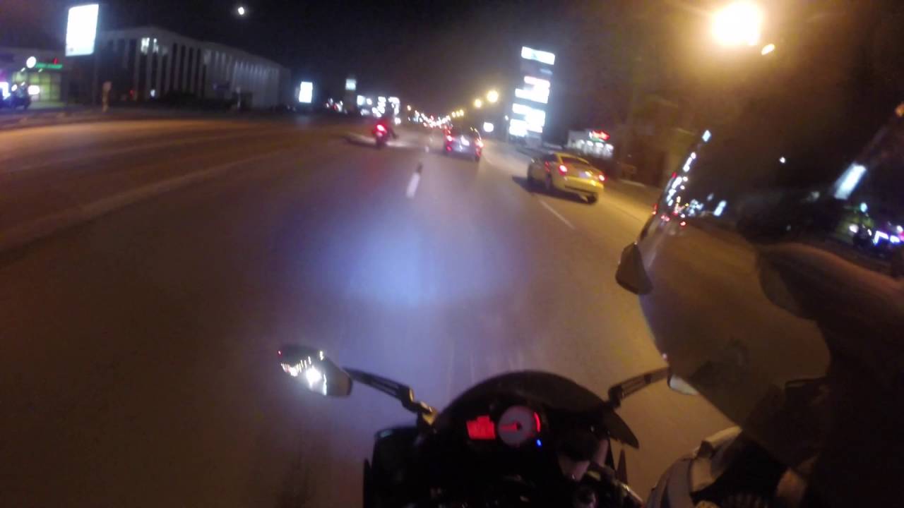 dangling feet across lanes