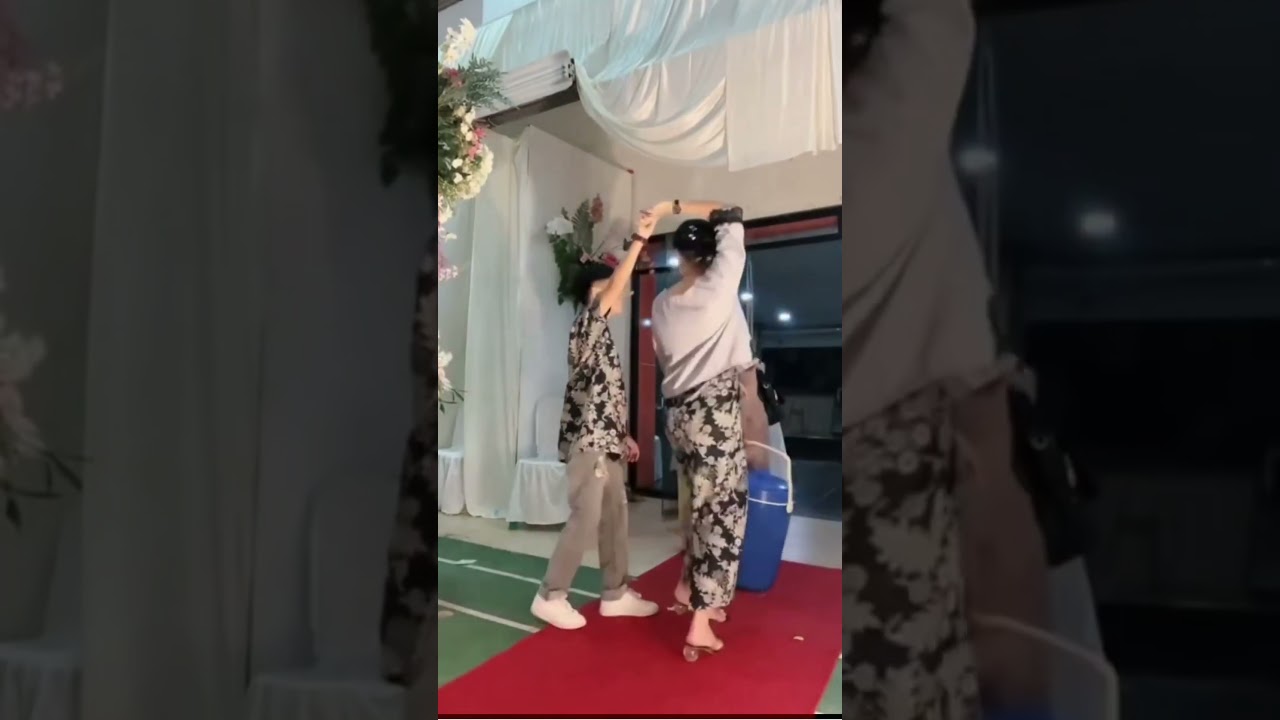 Dansa di resepsi pernikahan 💞 riffa atta