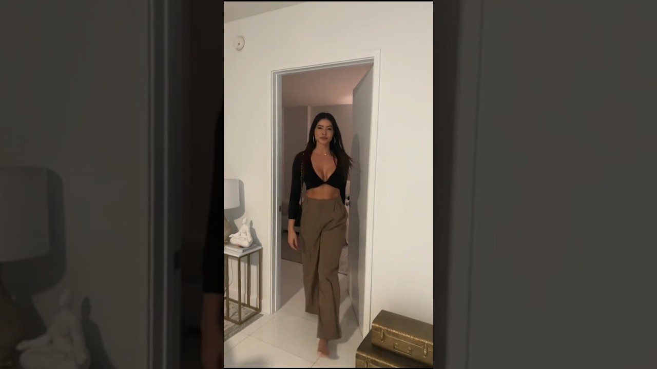 Daughters Dressing Like Mom's...🤯🤯 #shorts #viralvideo
