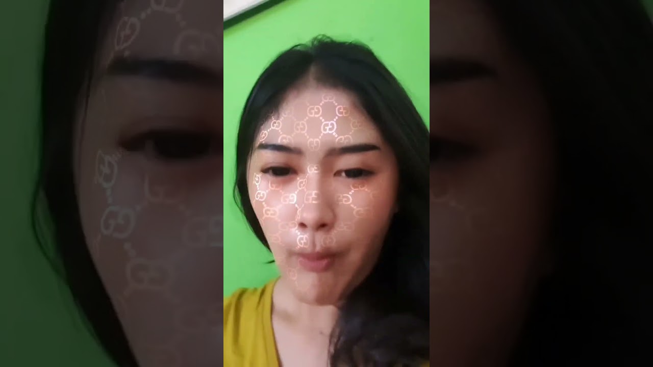 Dea Nurlaila Ngulum Anggur
