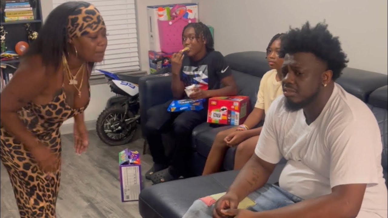 Dead beat daddy sold his own kids food stamps & took their money. #crazy #money