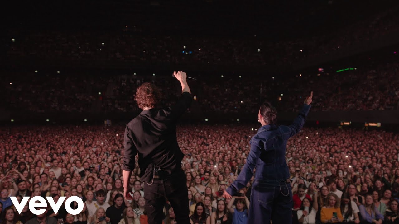 Dean Lewis, Sofia Camara - With You (Live At The Ziggo Dome Arena)