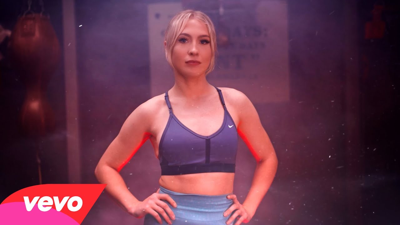 Dear Alexia | Astrid Wett Disstrack