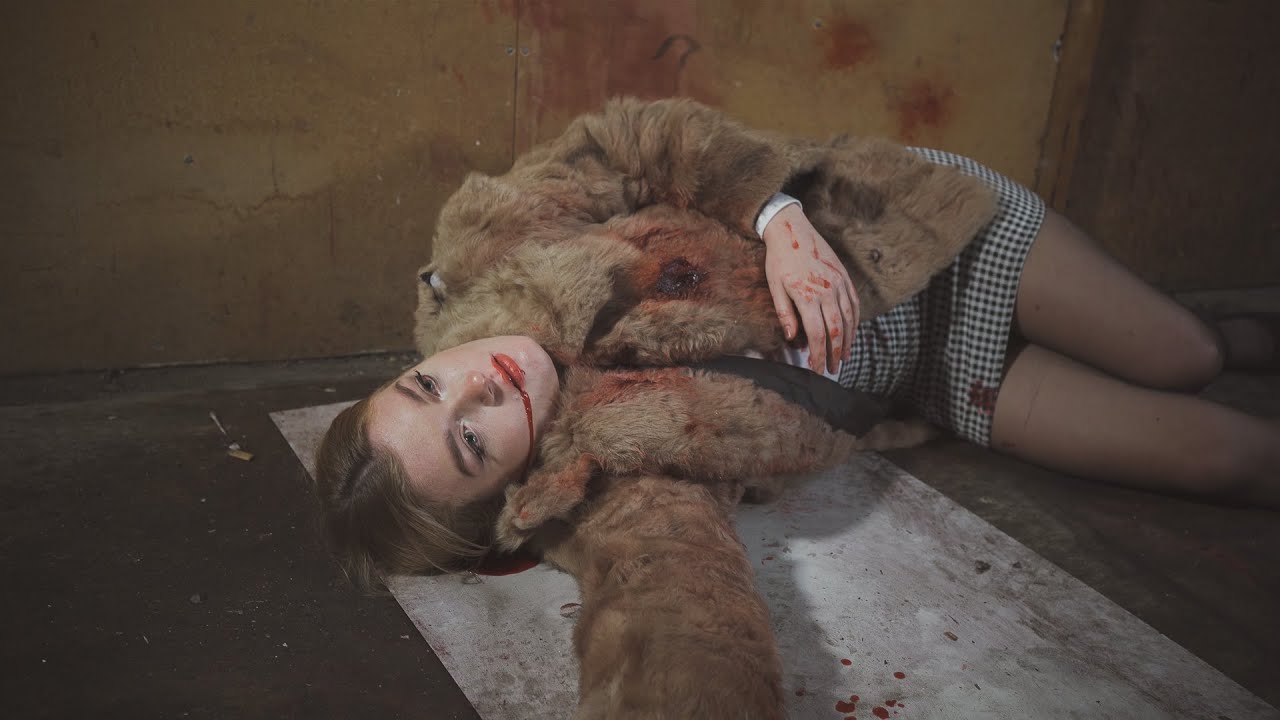 Death Of A Hitwoman TRAILER - woman assassin in fur coat shot