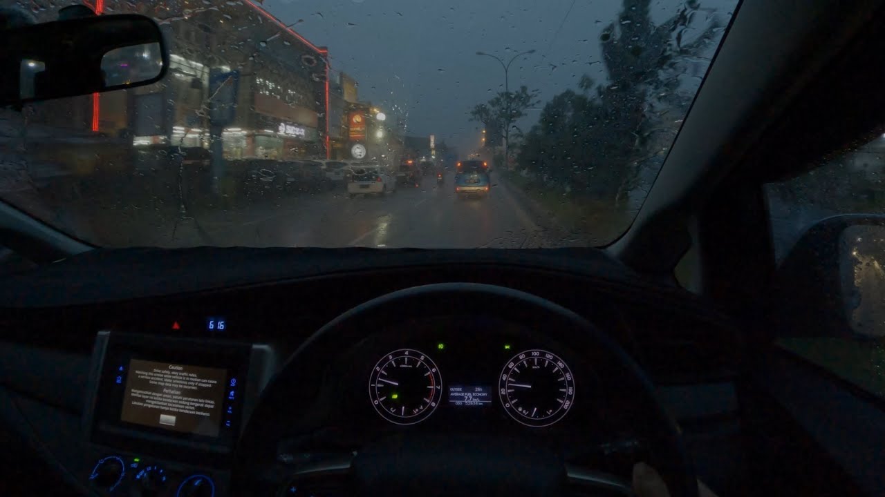 Deep sleep in 5 minutes with heavy rain in the car for insomnia - Driving in heavy rain