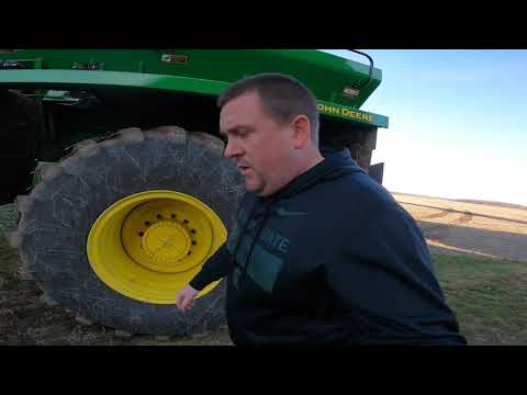 Deere 800R Debut!