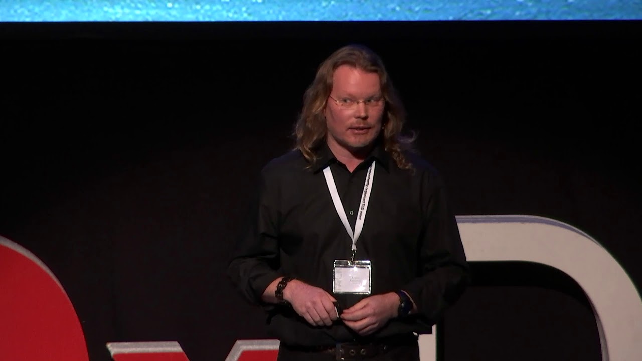Defend yourself in this digital world. No one else will do it for you. | Arjen Kamphuis | TEDxDelft