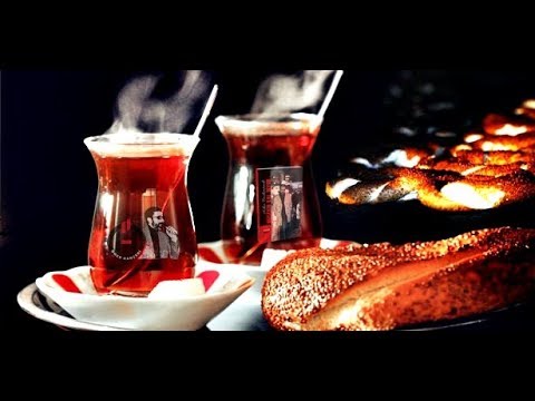 Demli iki çay ver usta,Biri bana diğeri gelmeyen dosta...!!! 📻 🎻 🎧