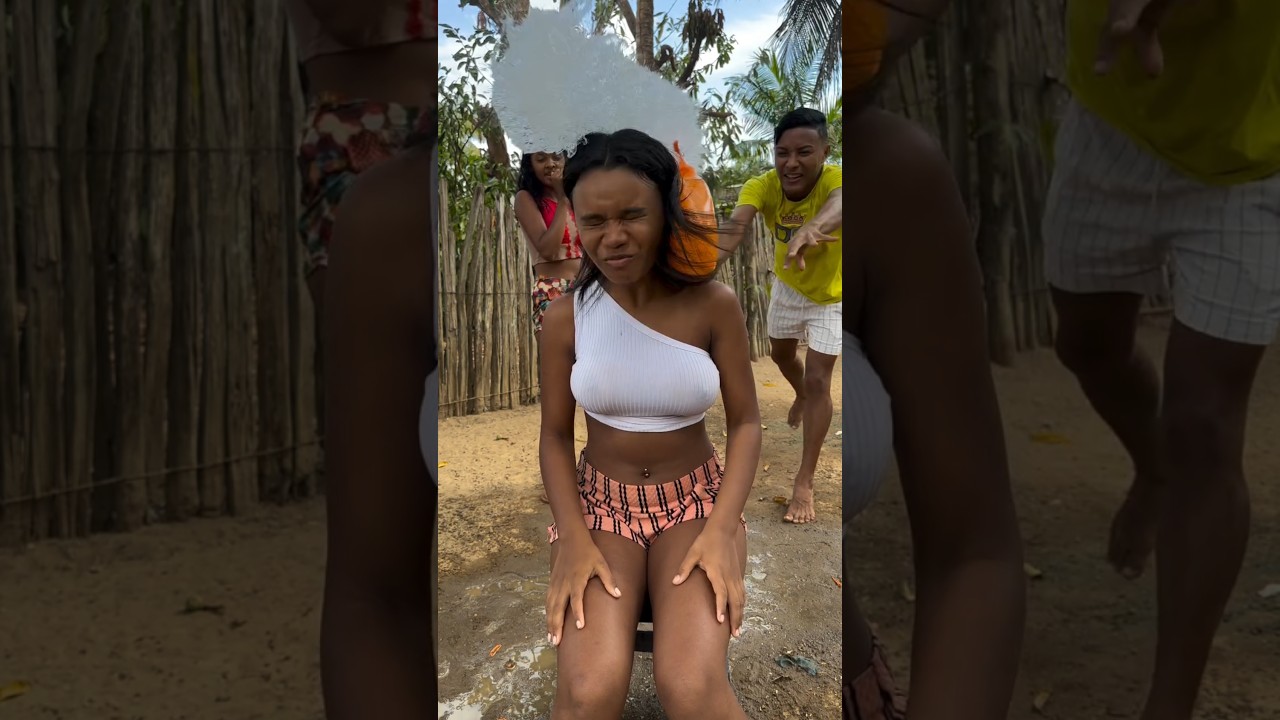 DESAFIO DO BALÃO COM ÁGUA #shorts #shortvideo #fyp #viralvideo