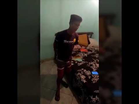 Desafio gelo na cueca pelado no banheiro sem cueca porno