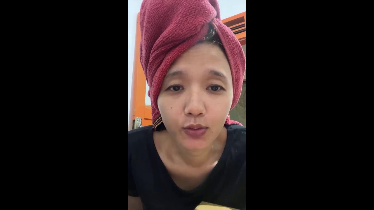 Deschah Desi Chahyati  sedang live sekarang!