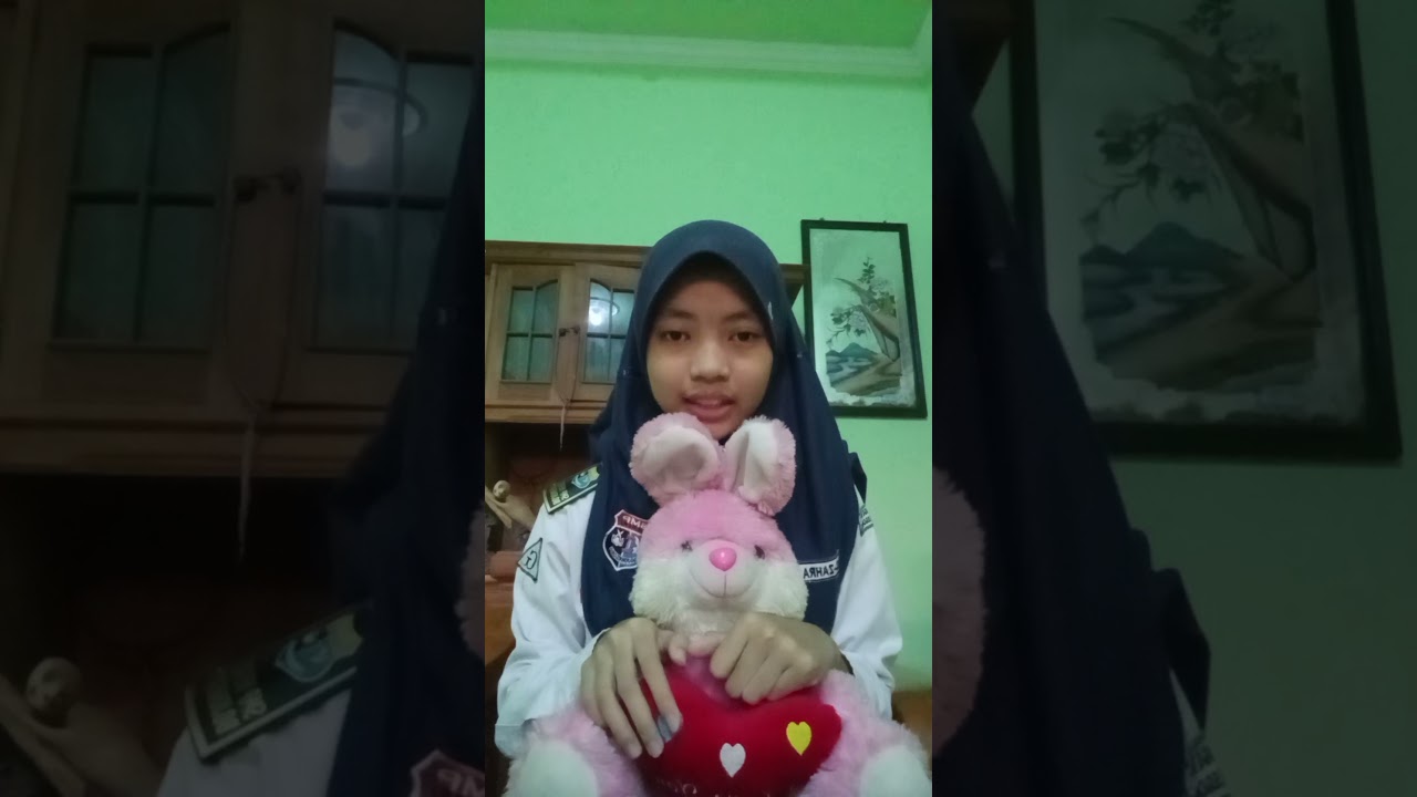 description about thing, az-zahra putri irawan (06/7G)