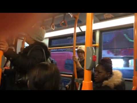DESI AUNTY FIGHTING IN LONDON BUS